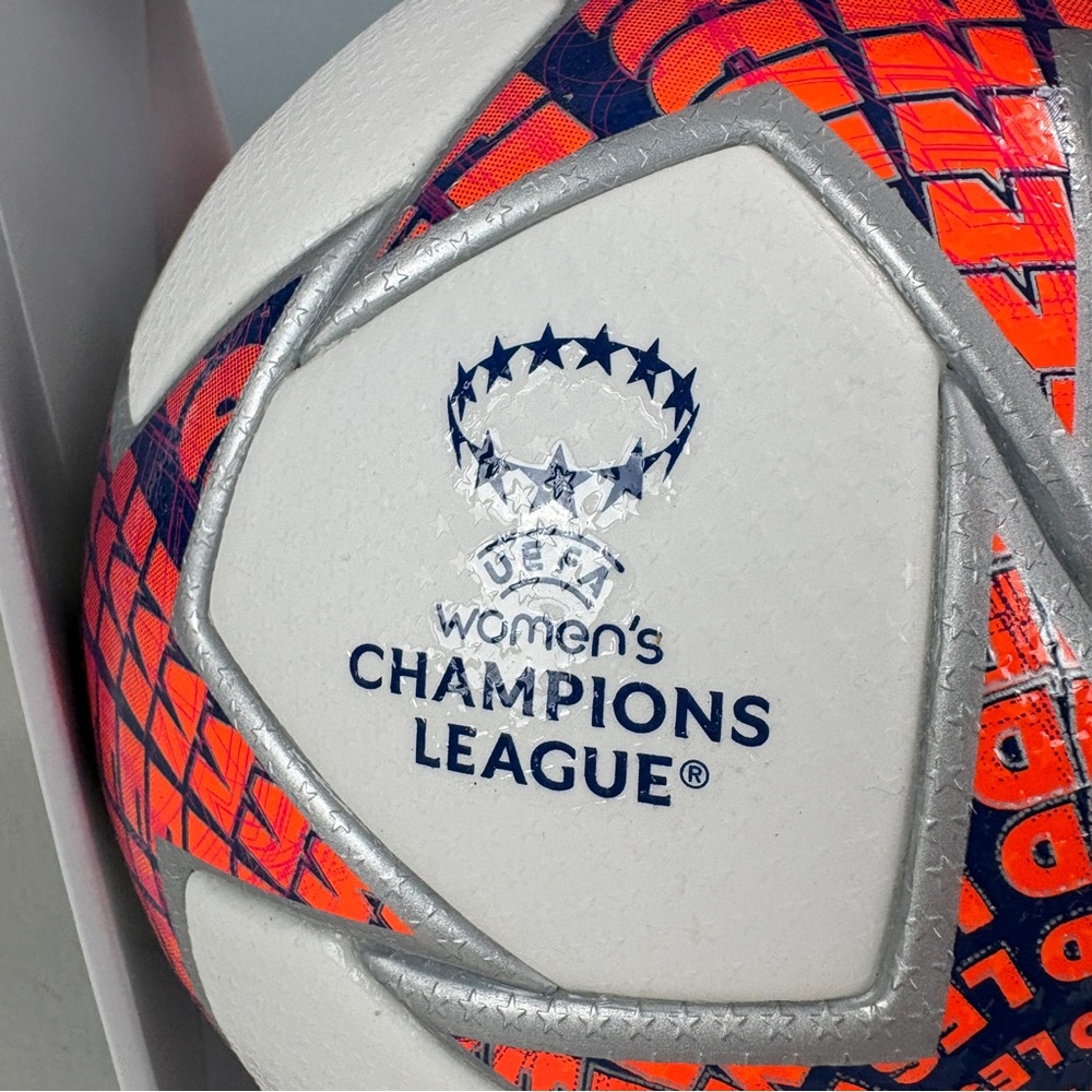 Adidas WUCL Pro Women's Champions League Official Match Ball Size 5 IA0958 BNIB - Picture 2 of 11